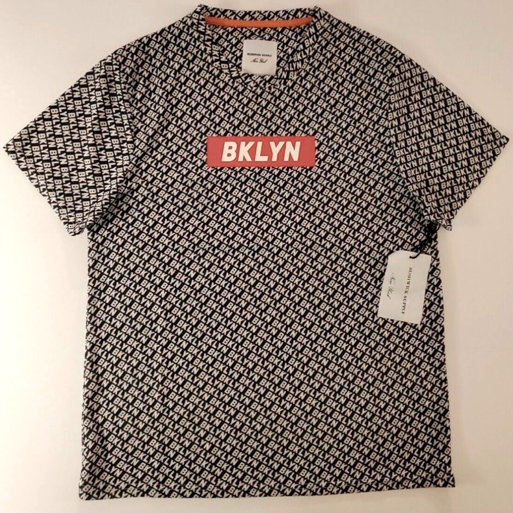 “BUSHWICK SUPPLY NEW YORK” LogoT-Shirt